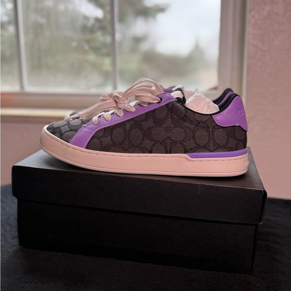 Coach Signature Canvas and Purple Sneakers (size US 8D, EUR 41D)